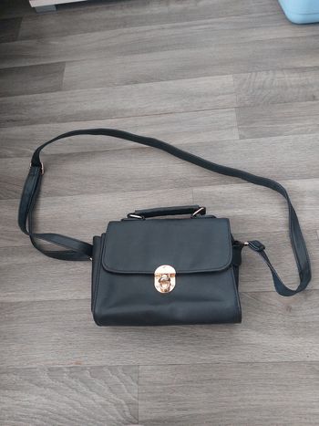 Sac à main 21x18 neuf