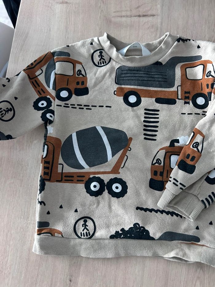 Pull camion h&m - photo numéro 2