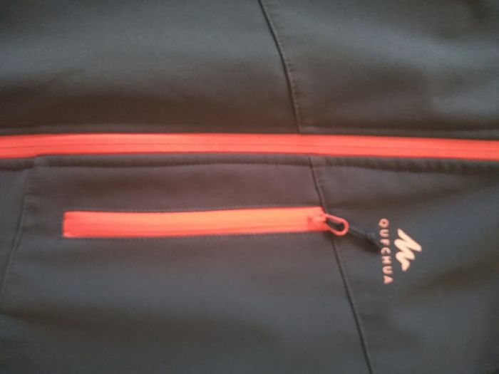 Veste softshell grise à capuche - photo numéro 3