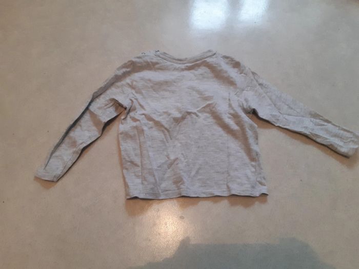 Lot de 2 tee-shirts t. 24 mois (bleu et gris) - photo numéro 7