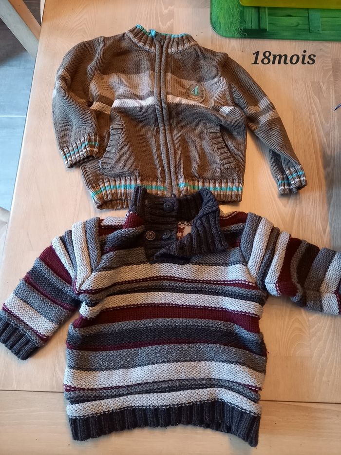 Pull 18mois