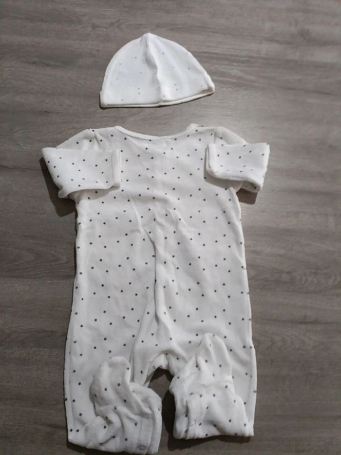 Grenouillère + Bonnet bébé 6 mois - GEMO - Très bon état - photo numéro 5