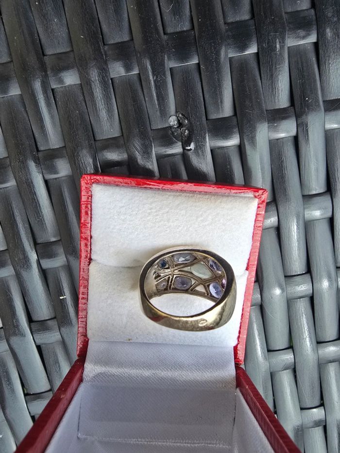 Bague or blanc et pierres précieuses - photo numéro 4