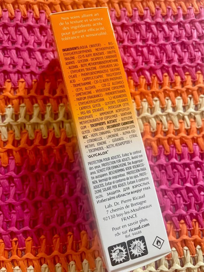 Crème solaire protectrice SPF 50 visage et décolleté 50 ml - photo numéro 6