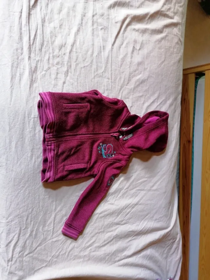 Gilet à capuche