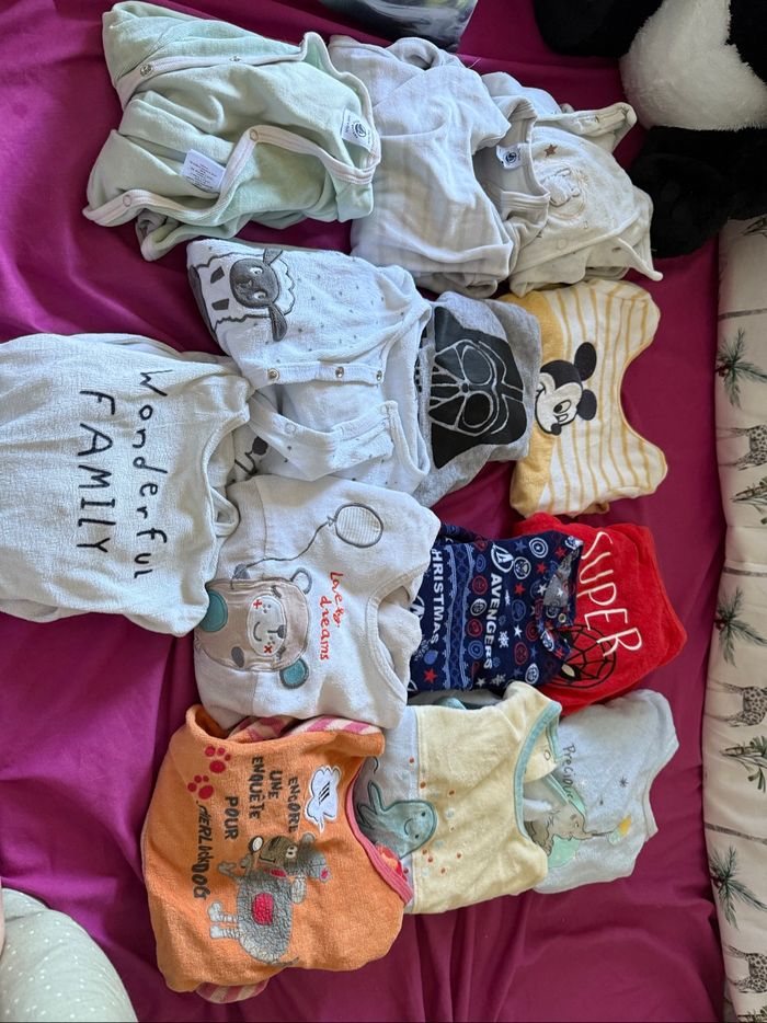 Lot vêtements 12 mois - photo numéro 8