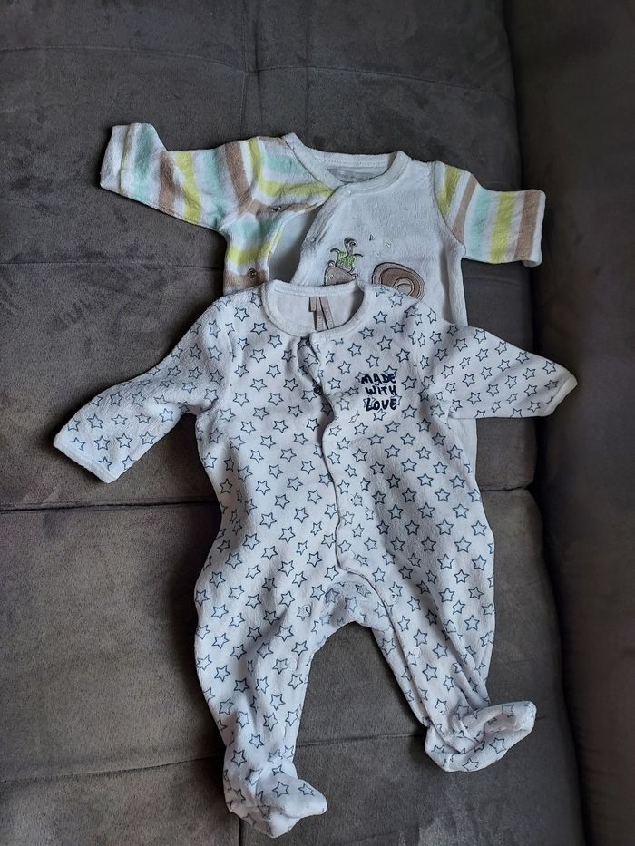 Pyjamas 1 mois