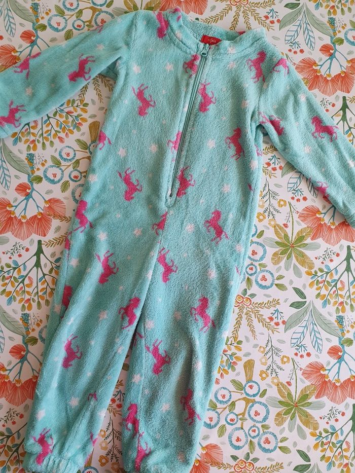 Pyjama 3ans - photo numéro 2