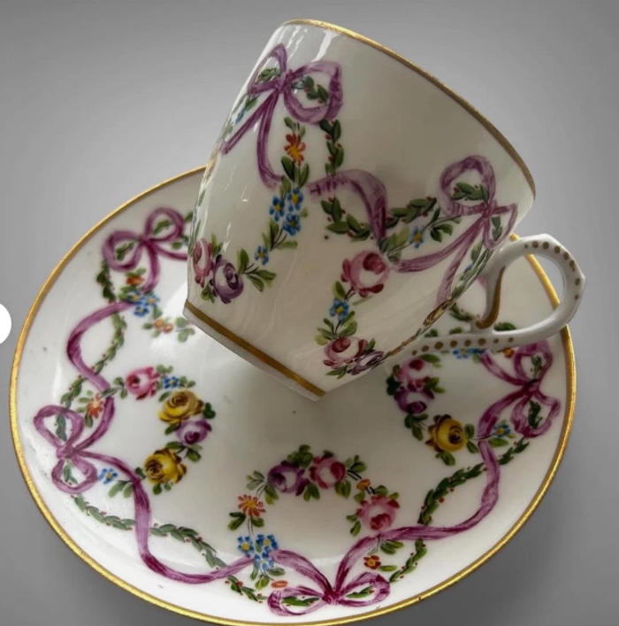 tasse en porcelaine