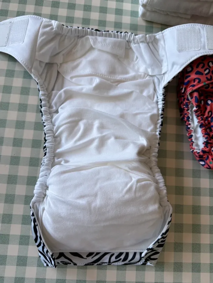 Lot 2 couches lavables avec langes Bambino Mio - photo numéro 7