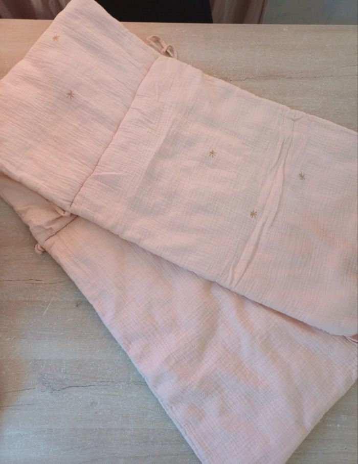 Tour de lit / tour de parc