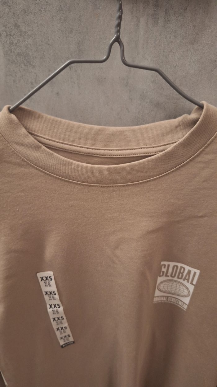 Tee-shirt uni beige manches longues col rond - photo numéro 3