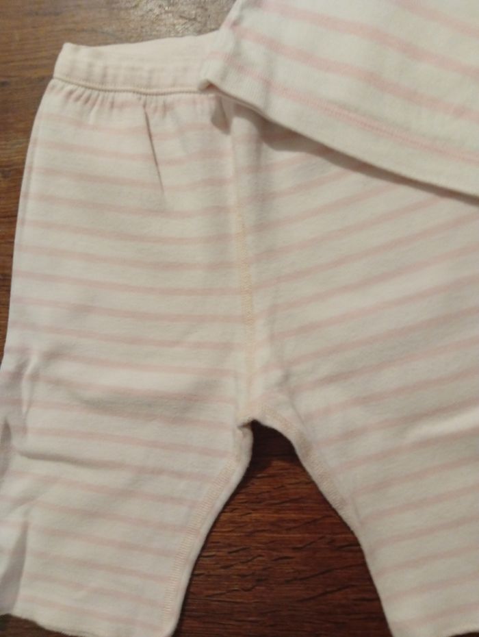 Ensemble petit bateau taille 6 mois - photo numéro 2