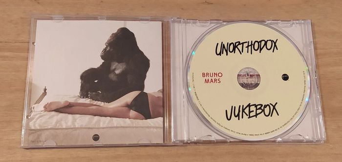 CD Bruno Mars " Unorthodox Jukebox" - photo numéro 3