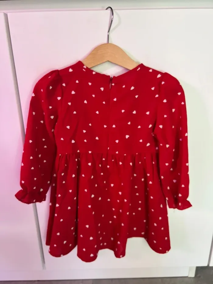 Robe rouge avec cœur SHEIN 12-18mois 80-86cm - photo numéro 3