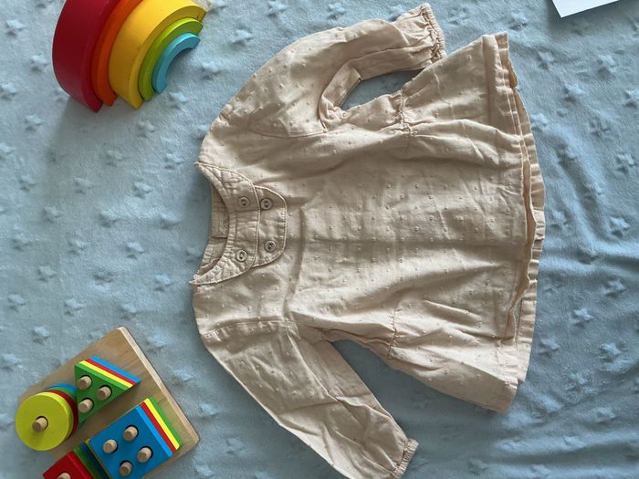 blouse manches longues beige ouverture totale au dos 9 mois kitchoun - photo numéro 4