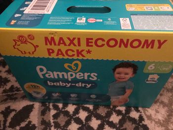 Neuf paquet de couches pampers baby dry taille 6 soit 80 couches