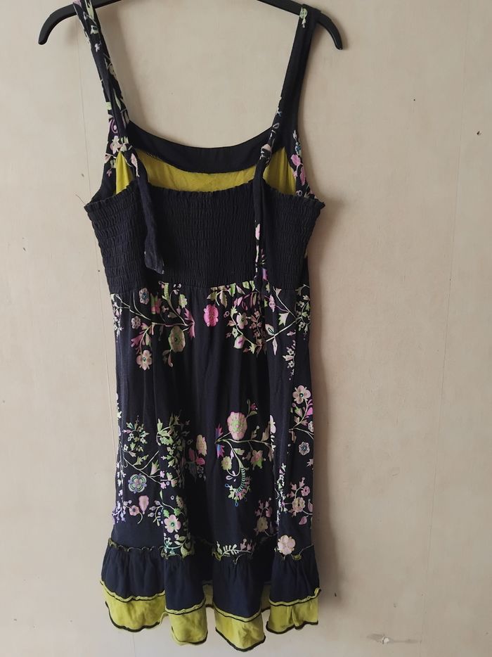 Robe bicolore neuf taille 40 - photo numéro 5