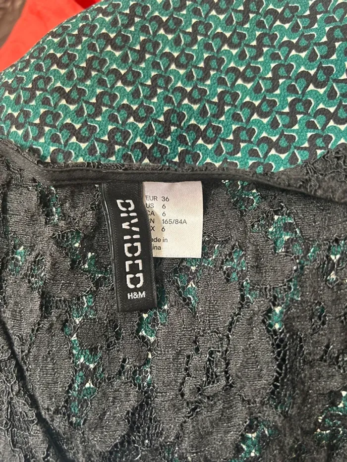 Robe noire avec dentelle taille 36 - photo numéro 5