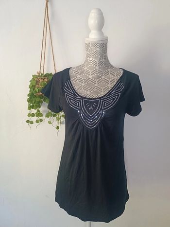 🌸 Tee-shirt à Sequins taille S
