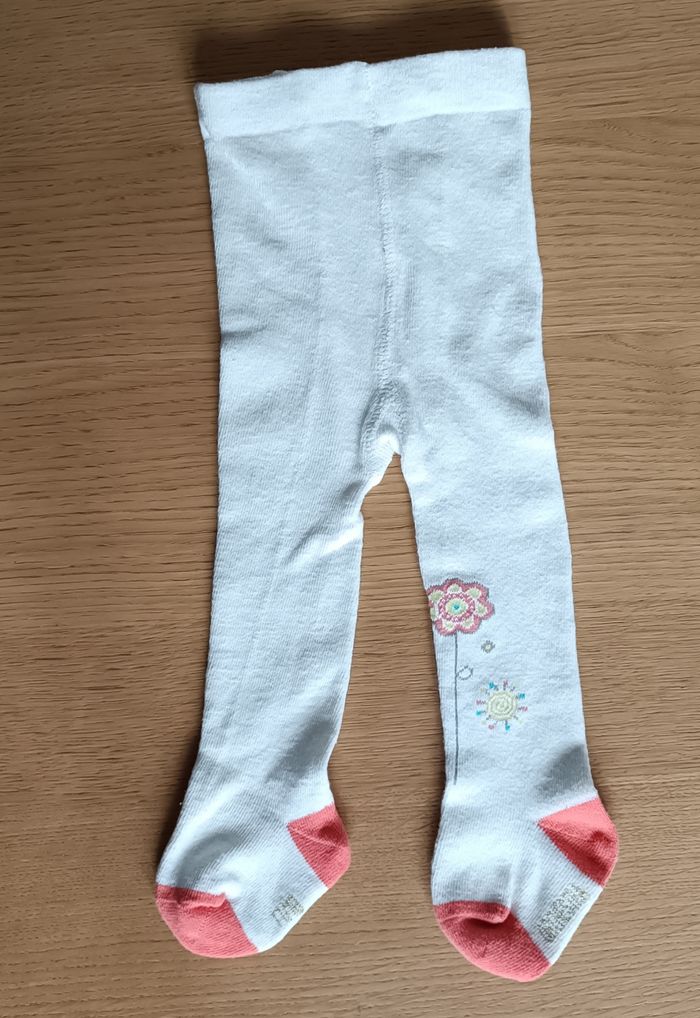 LOT : 3 paires de collants Kiabi / Orchestra 6-9 mois taille 17-18 fille - photo numéro 9