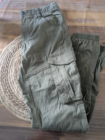 Pantalon cargo kaki
