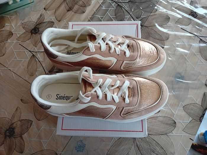 Basket doré rosé et blanche T41 - photo numéro 2