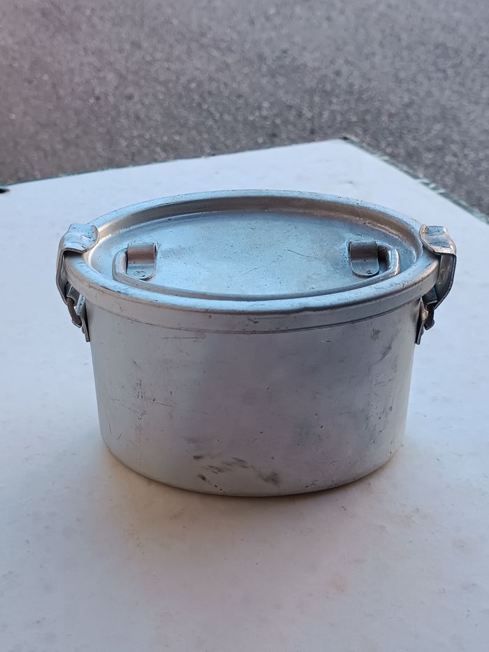 Ancienne gamelle aluminium - photo numéro 5