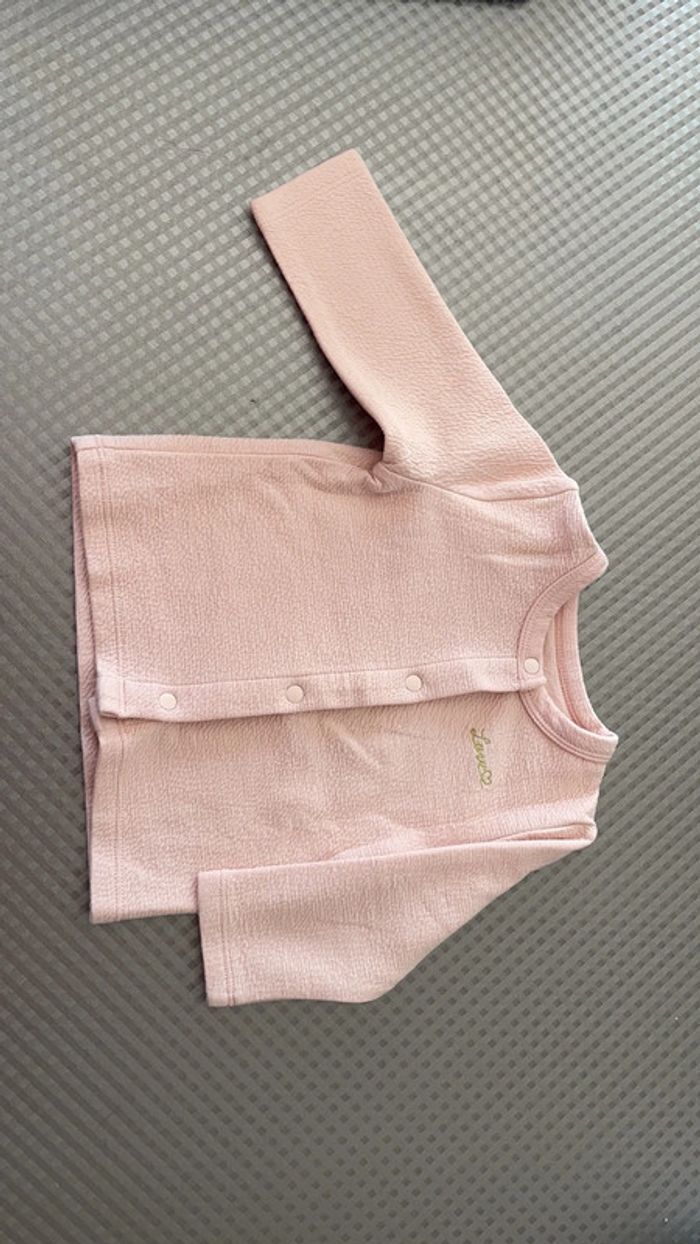 Veste rose mention Love 9 mois