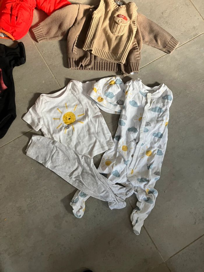 Lot 3 mois 3€ - photo numéro 2