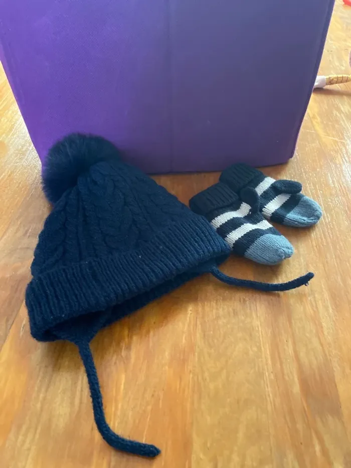 Bonnet + gants taille 2ans