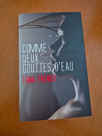 Livre comme deux gouttes d eau