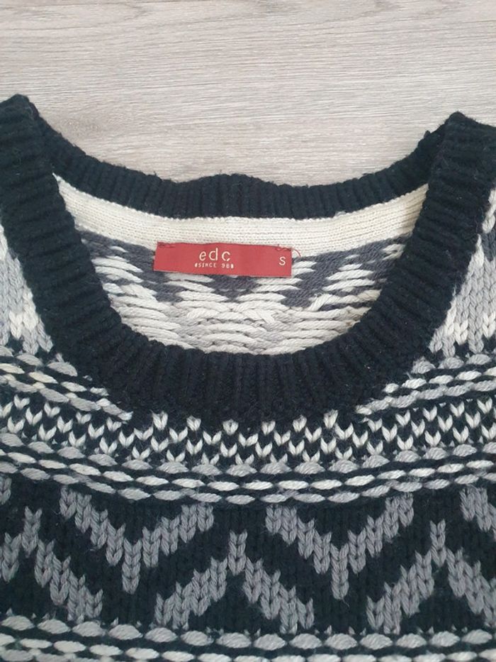 Pull edc - photo numéro 2