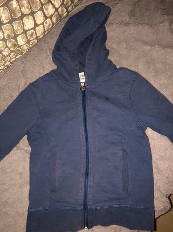 Veste sweat okaidi 6 ans