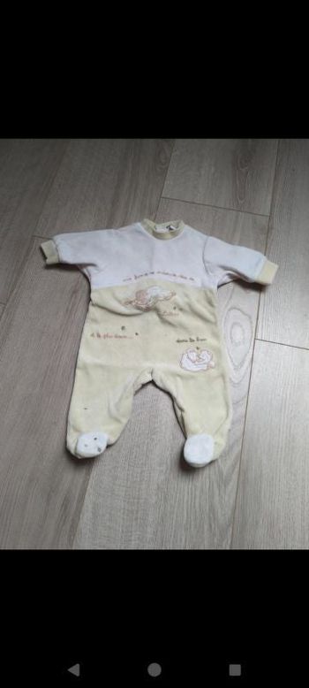 Pyjama en velours taille naissance