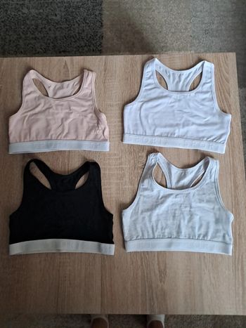 Lot de brassiere de sport 10/12 ans