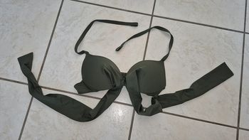Haut de maillot de bain Calzedonia kaki