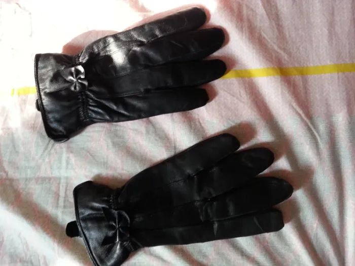 Gants noir en cuir taille M - photo numéro 2