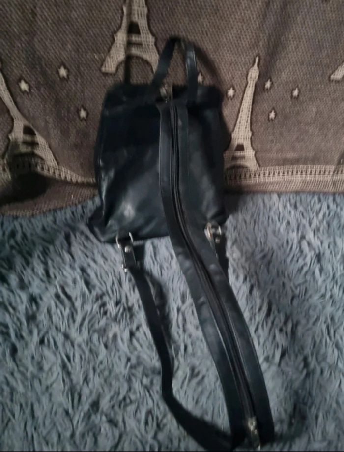 Sac à dos noir cuir - photo numéro 3
