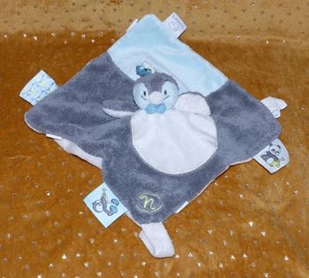 Doudou plat pingouin Noukie's gris beige