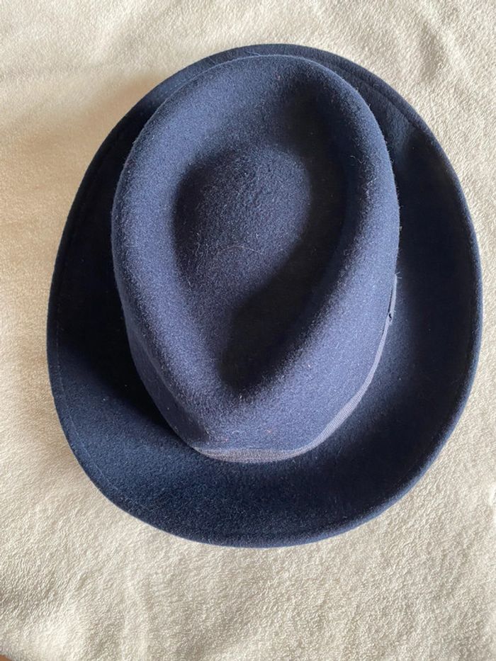 Chapeau femme en laine bleu marine - photo numéro 11