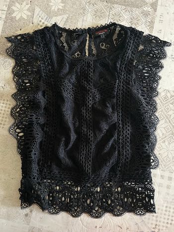 Haut noir