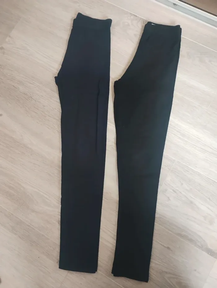 Lot 2 leggings 10 ans