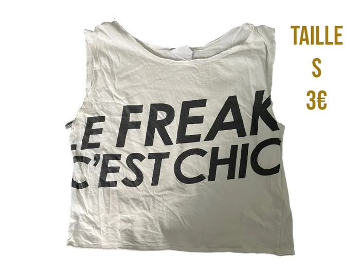 Top oversize blanc avec imprimés noirs Dieforit taille S très bon état