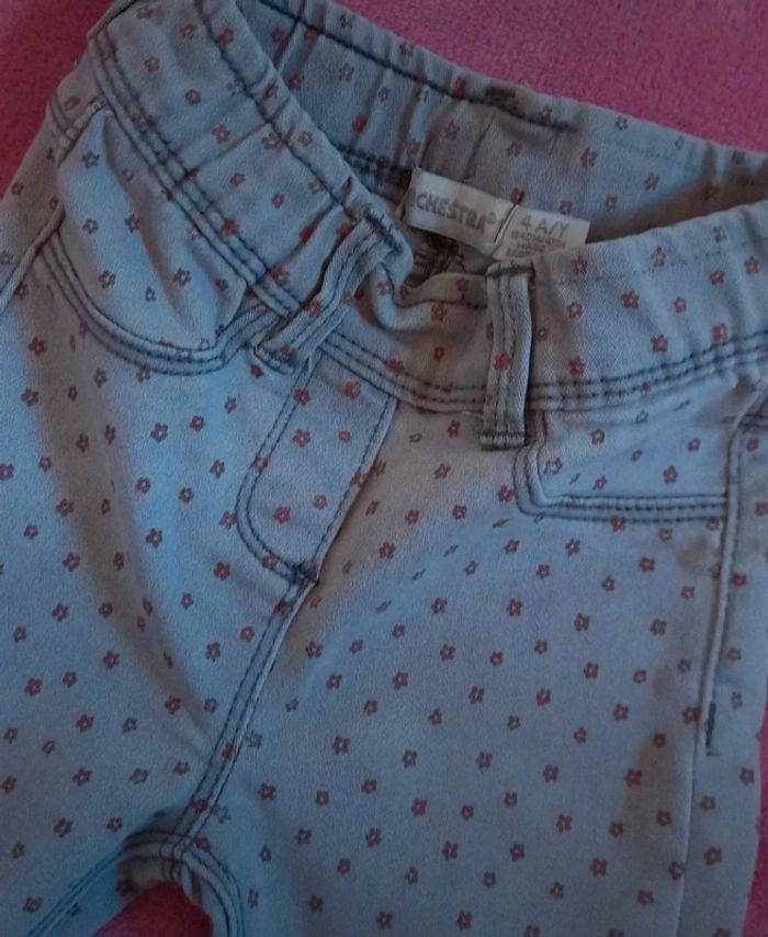 Ensemble Orchestra taille 4 ans en très bon état - photo numéro 3