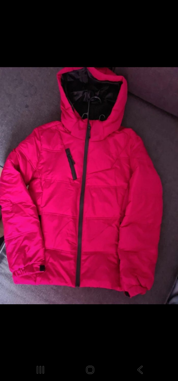 Gros blousson tien super chaud , jamais porter toute neuve - photo numéro 3