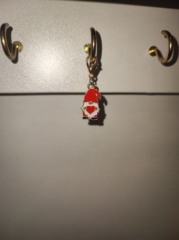 Porte-clé petit lutin rouge – Neuf