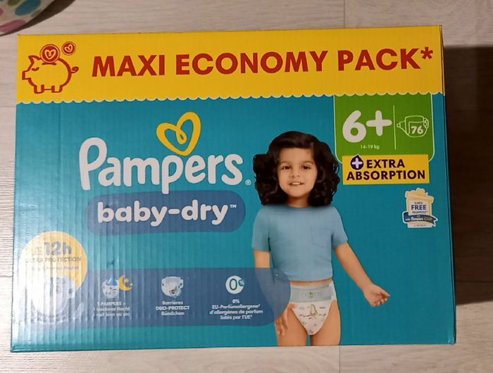 76 couches Pampers baby dry taille 6+ (Maxi Pack)