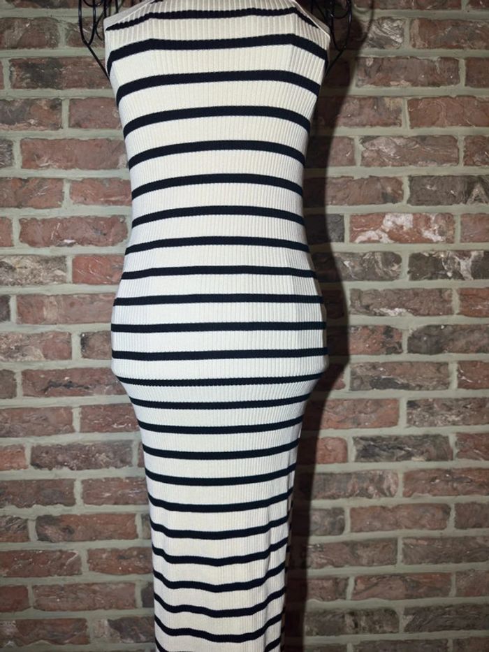 Robe longue rayée Bershka Taille M / 38 , dos croisé et fente - photo numéro 5