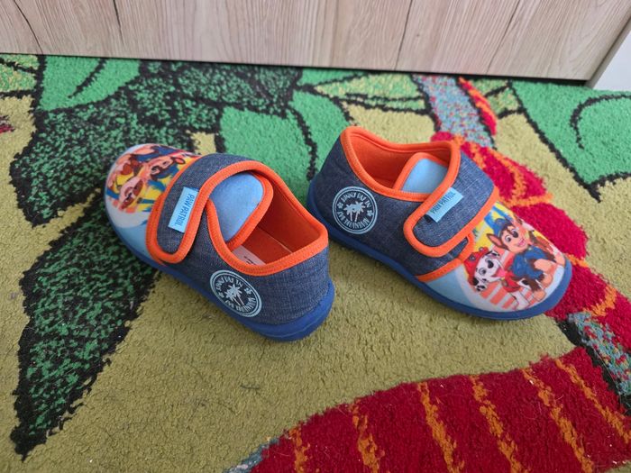 CHAUSSONS GARÇON PAW PATROL BLEU/ORANGE PORTER 1 FOIS TAILLE 28 - photo numéro 4